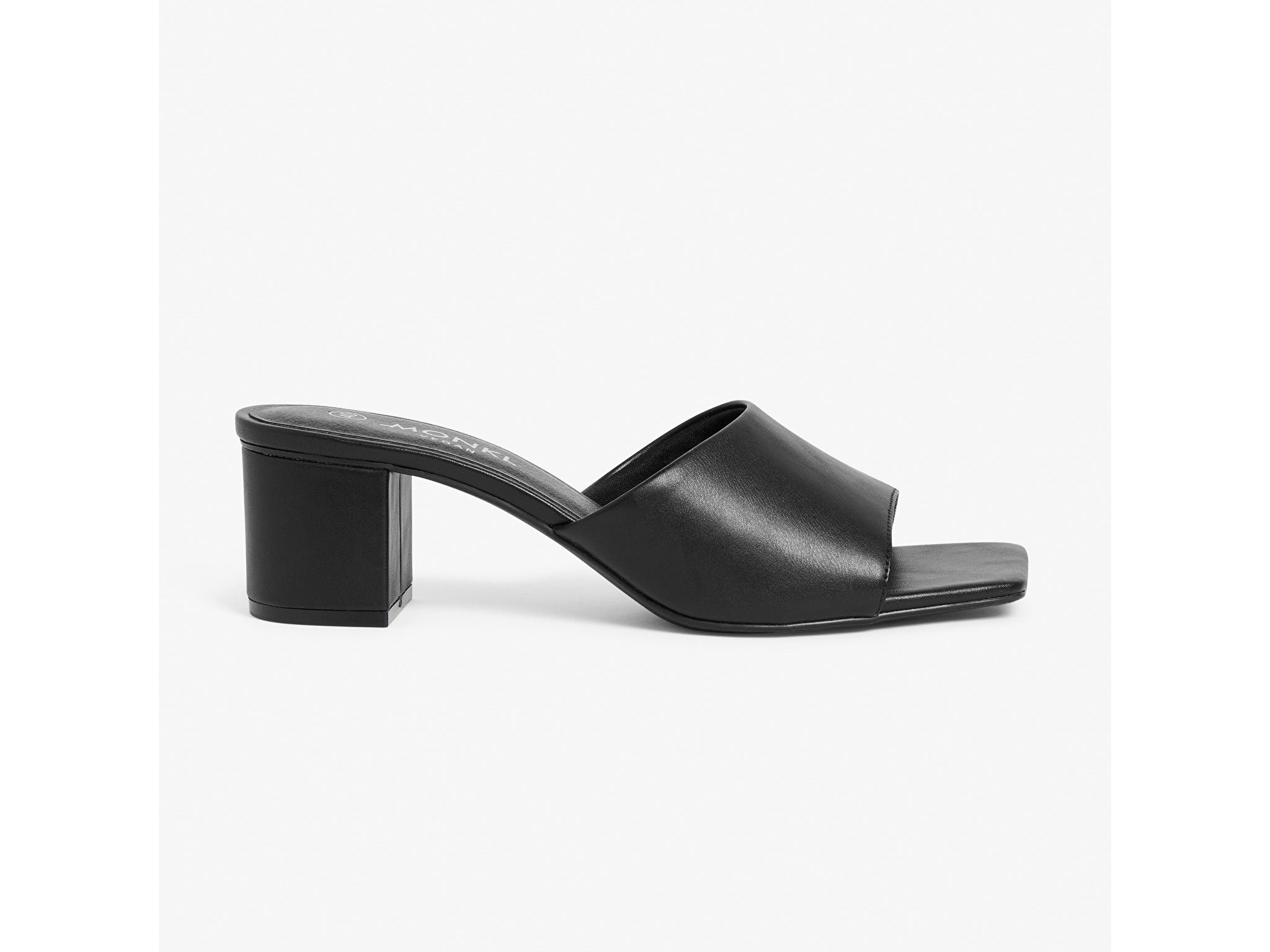 Best hot sale black mules